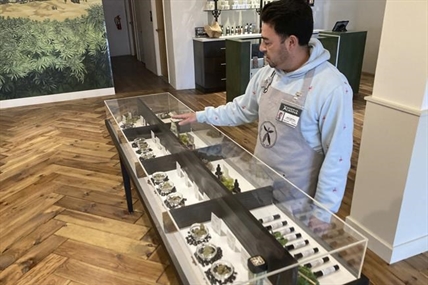 New Mexico launches cannabis sales within Texans’ reach | iN420 New Mexico launches cannabis sales within Texans’ reach | iN420