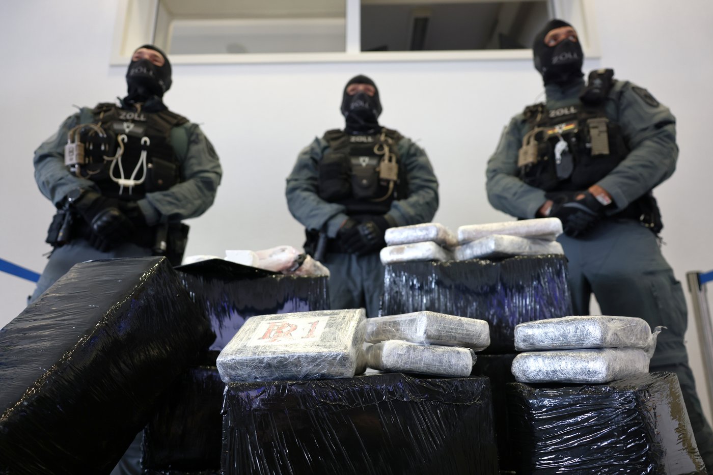 Germany seizes tons of cocaine and suspects are arrested in Spain | iN420 Germany seizes tons of cocaine and suspects are arrested in Spain | iN420