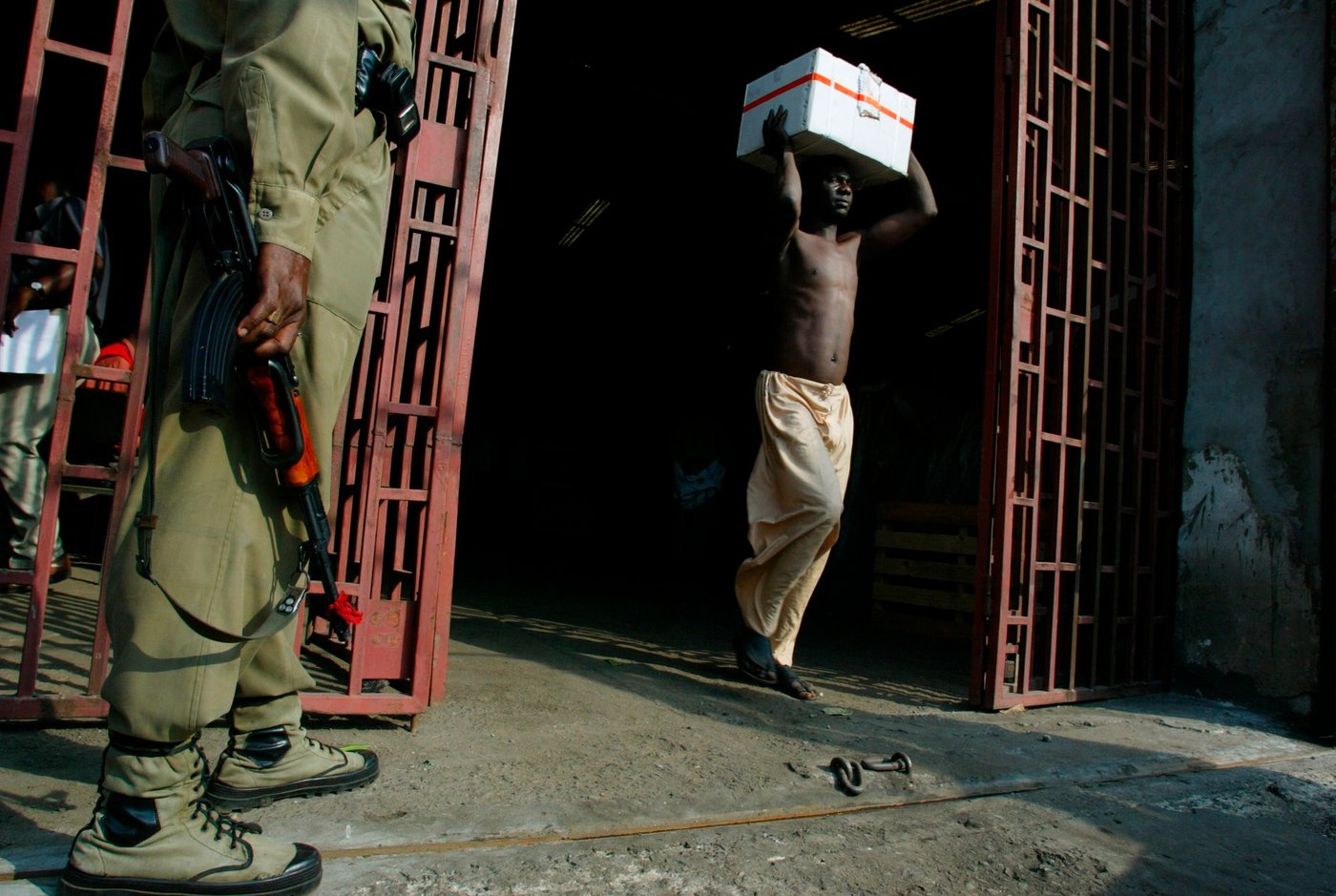 Nigeria's anti-drug agency shut down large meth laboratory in a raid | iN420 Nigeria's anti-drug agency shut down large meth laboratory in a raid | iN420