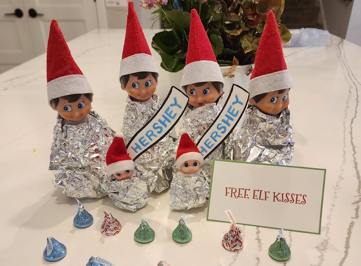iN PHOTOS: Cheeky Christmas elves up to mischief in Kamloops, Okanagan | iNhome iN PHOTOS: Cheeky Christmas elves up to mischief in Kamloops, Okanagan | iNhome