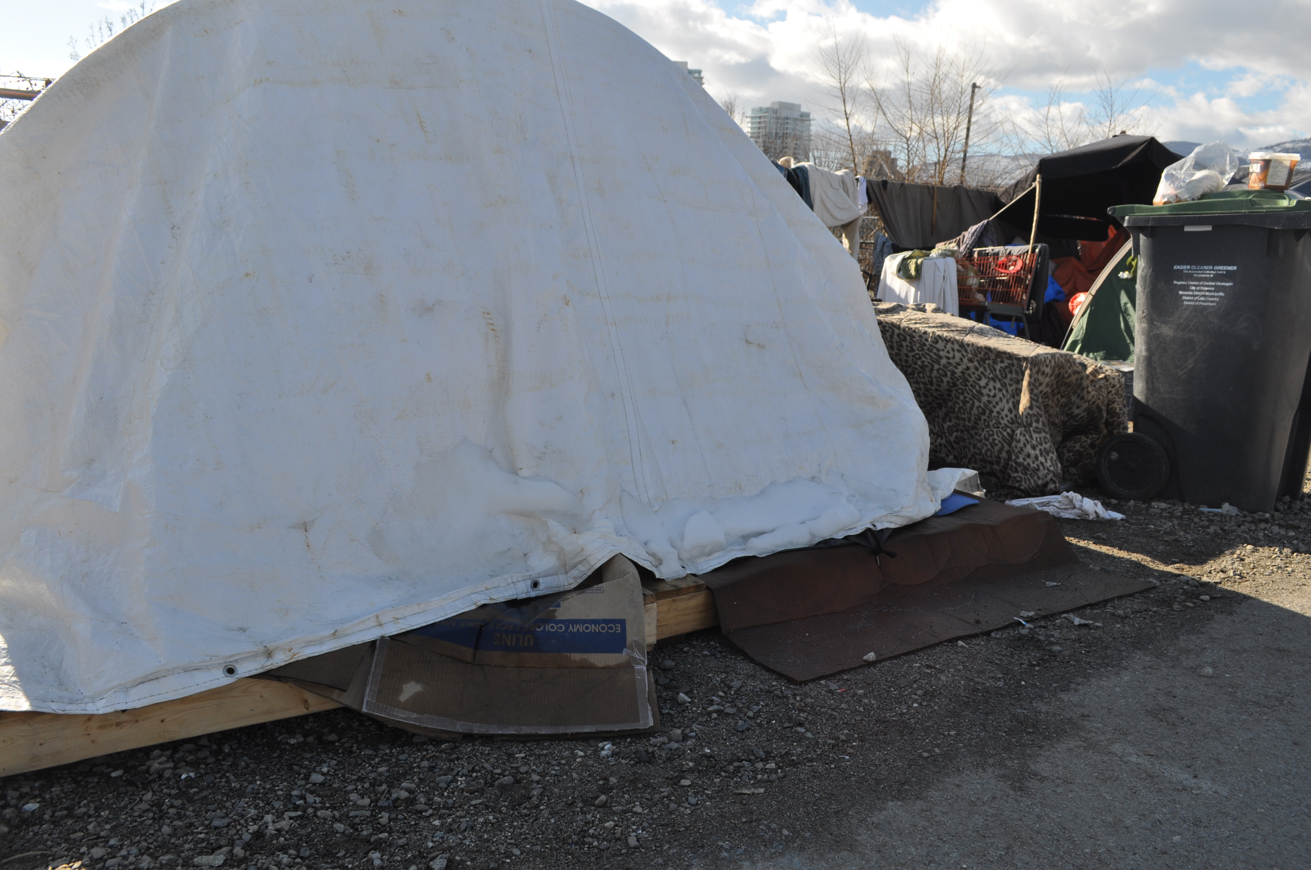 Kelowna’s homeless fighting cold, mould and stigma at rail trail encampment | iNhome