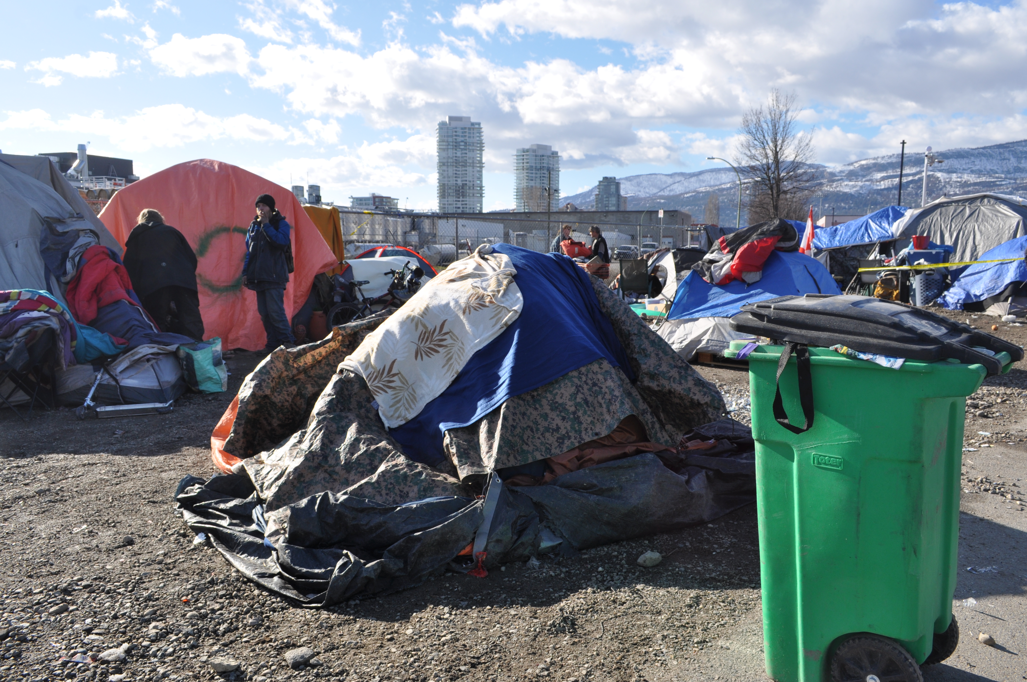 Kelowna’s homeless fighting cold, mould and stigma at rail trail encampment | iNhome