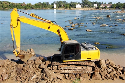 Excavating for Flood Control | iNhome