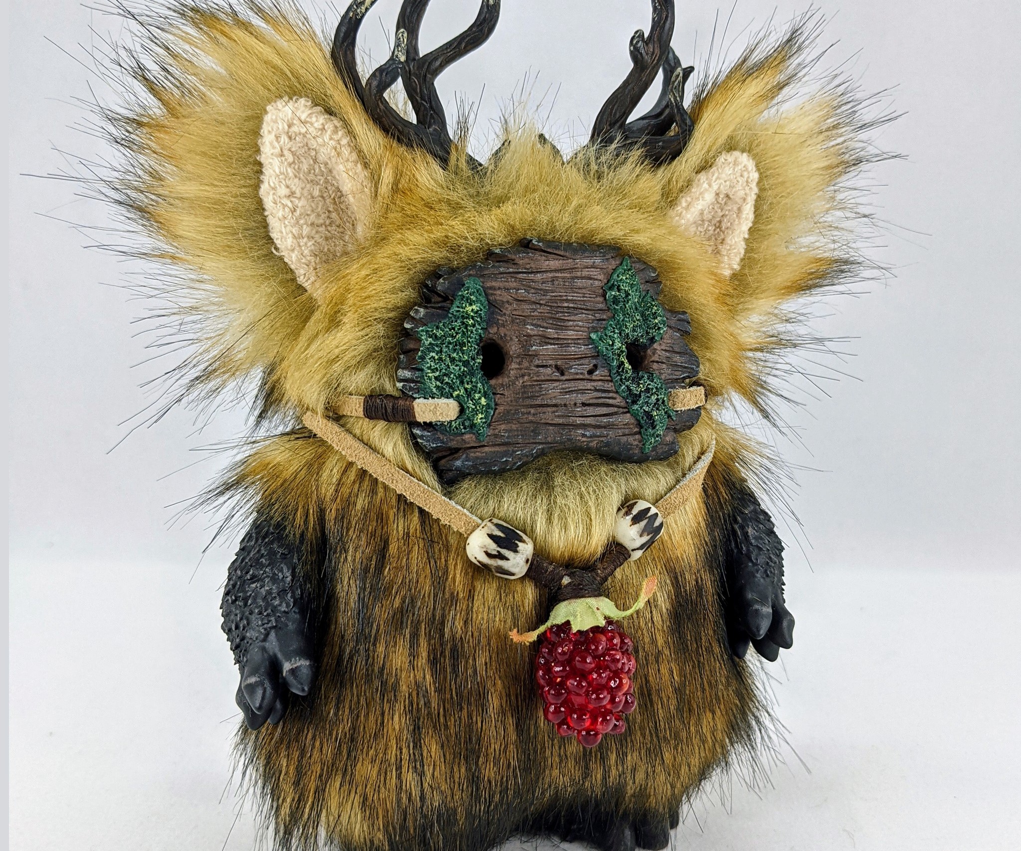 Okanagan artist opening up a fantasy world with high-end art, dolls, books | iNhome Okanagan artist opening up a fantasy world with high-end art, dolls, books | iNhome