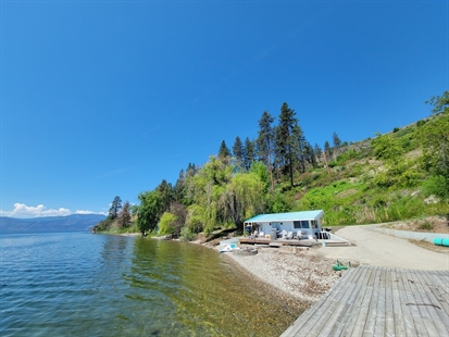 1,500 feet of Okanagan lakefront on sale for $9 million | iNhome