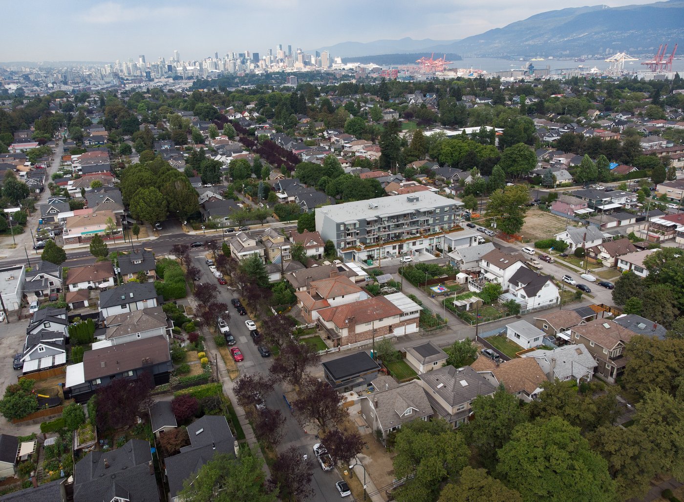 B.C. home sales weighed down by Lower Mainland, fall almost 7 per cent in July | iNhome B.C. home sales weighed down by Lower Mainland, fall almost 7 per cent in July | iNhome