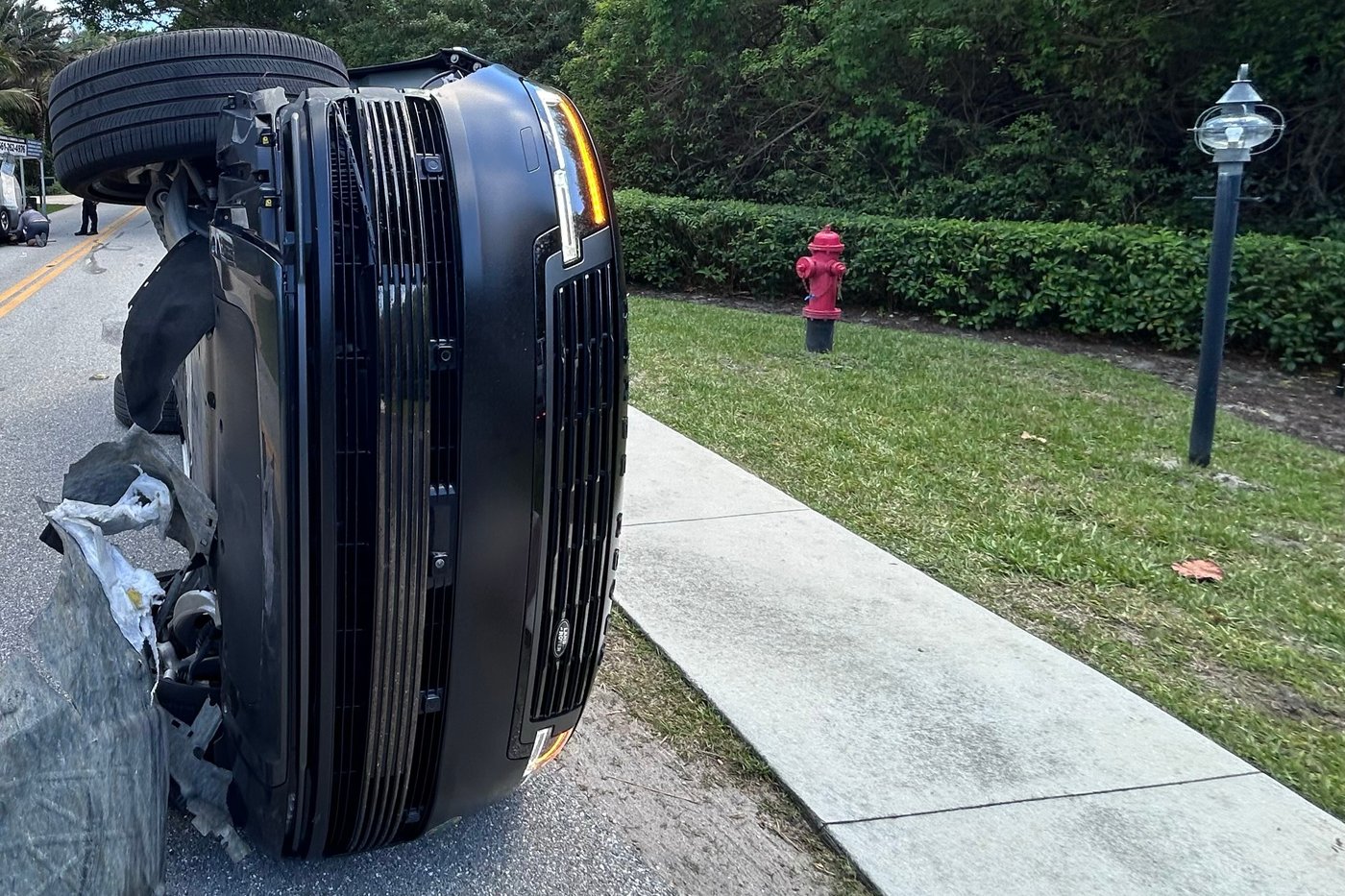 Tiger Woods' rollover crash is golfer's fourth high-profile car accident and second DUI arrest | iNwheels