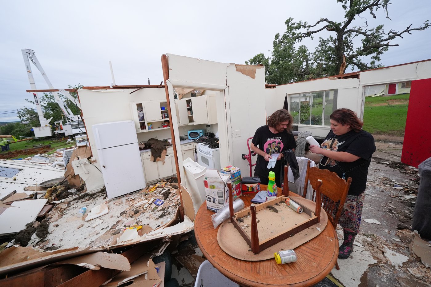 Texas tornado leaves 5 injured, buildings collapsed and homes without roofs | iNwheels Texas tornado leaves 5 injured, buildings collapsed and homes without roofs | iNwheels