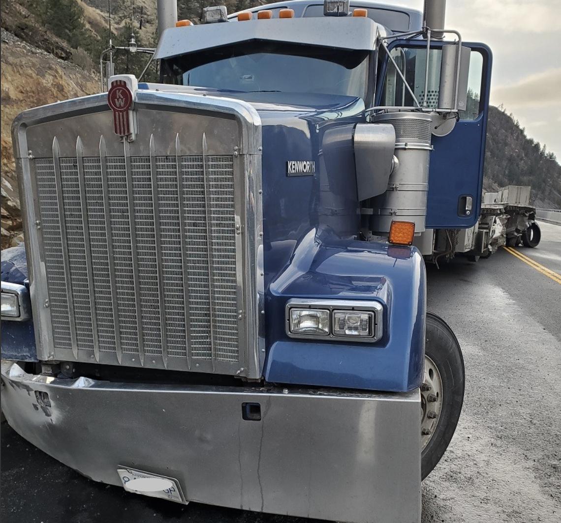 One dead after semi-truck crash near Lytton | iNwheels One dead after semi-truck crash near Lytton | iNwheels