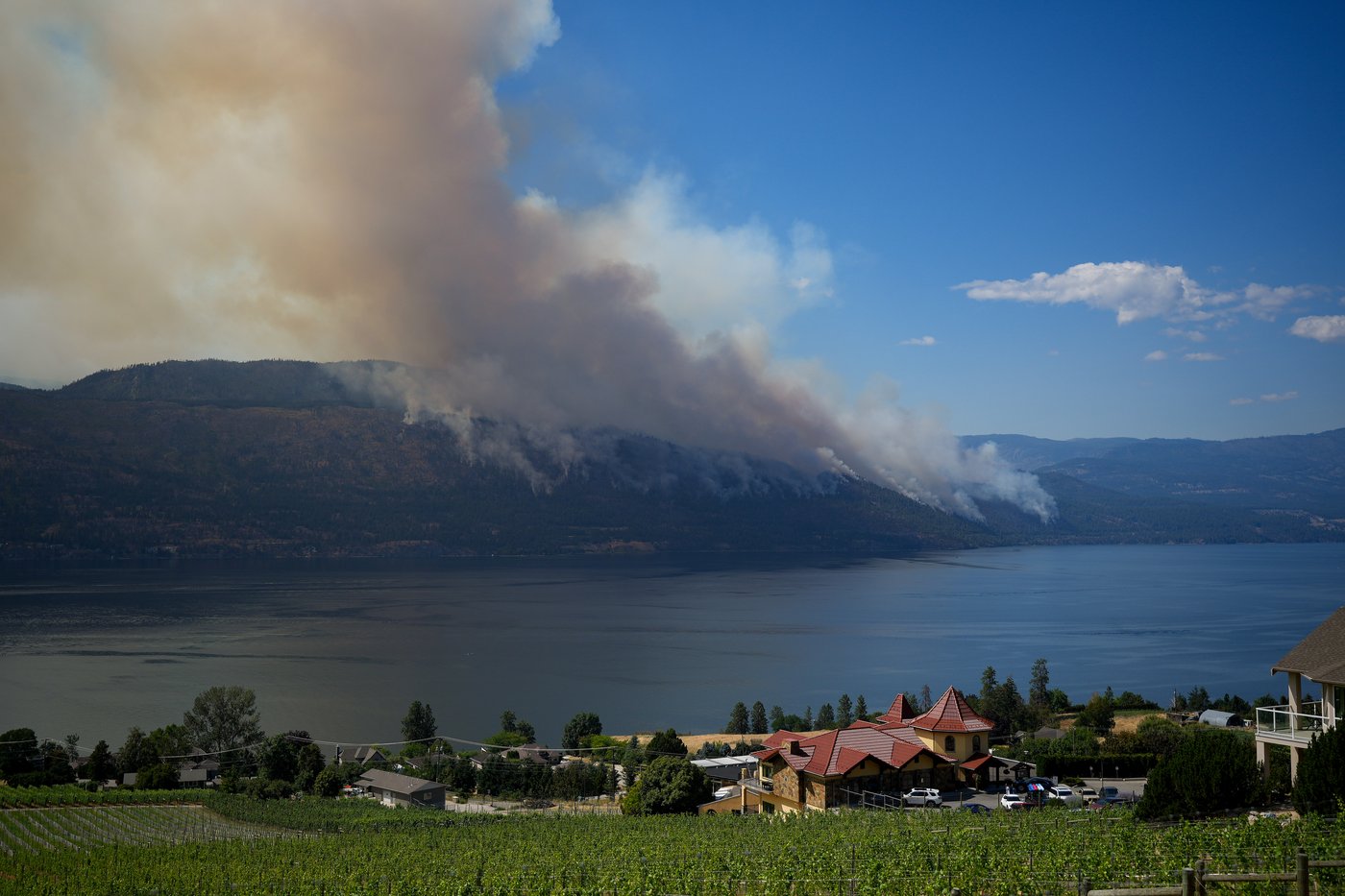 'The fire was just raging' evacuee describes fleeing Okanagan wildfires | iNwheels 'The fire was just raging' evacuee describes fleeing Okanagan wildfires | iNwheels
