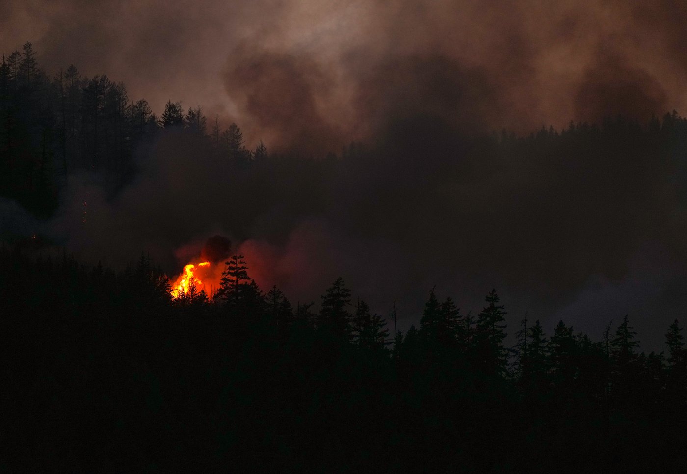 B.C. wildfire tally surges past 100 as lightning transforms fire season in a flash | iNwheels