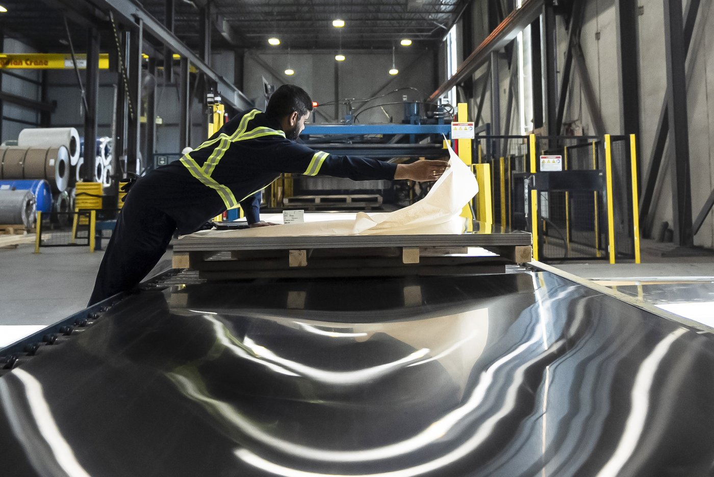 In the news: Jobs and tariffs one year later, Middle East conflict continues unabated | iNwheels In the news: Jobs and tariffs one year later, Middle East conflict continues unabated | iNwheels