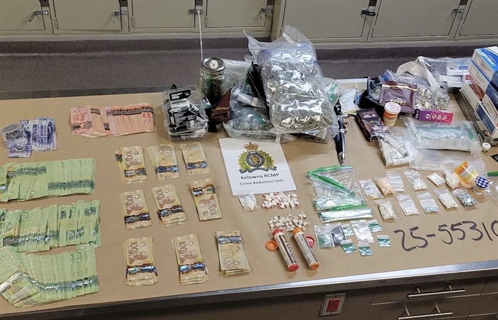 Kelowna RCMP seize thousands in cash and drugs during traffic stops | iNwheels Kelowna RCMP seize thousands in cash and drugs during traffic stops | iNwheels
