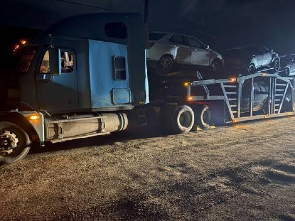 Cops haul trucks off road in Kamloops-area highway blitz | iNwheels