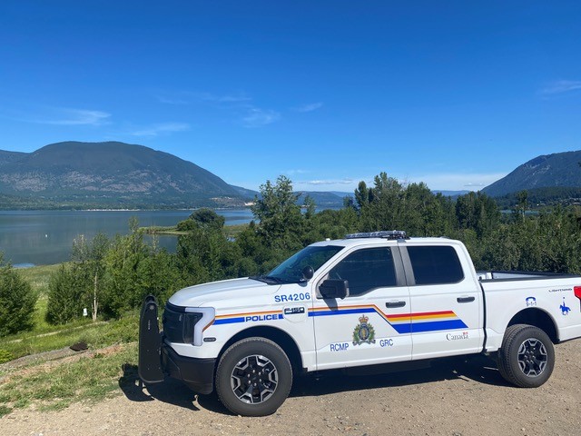 Salmon Arm RCMP fleet gets first EV | iNwheels Salmon Arm RCMP fleet gets first EV | iNwheels