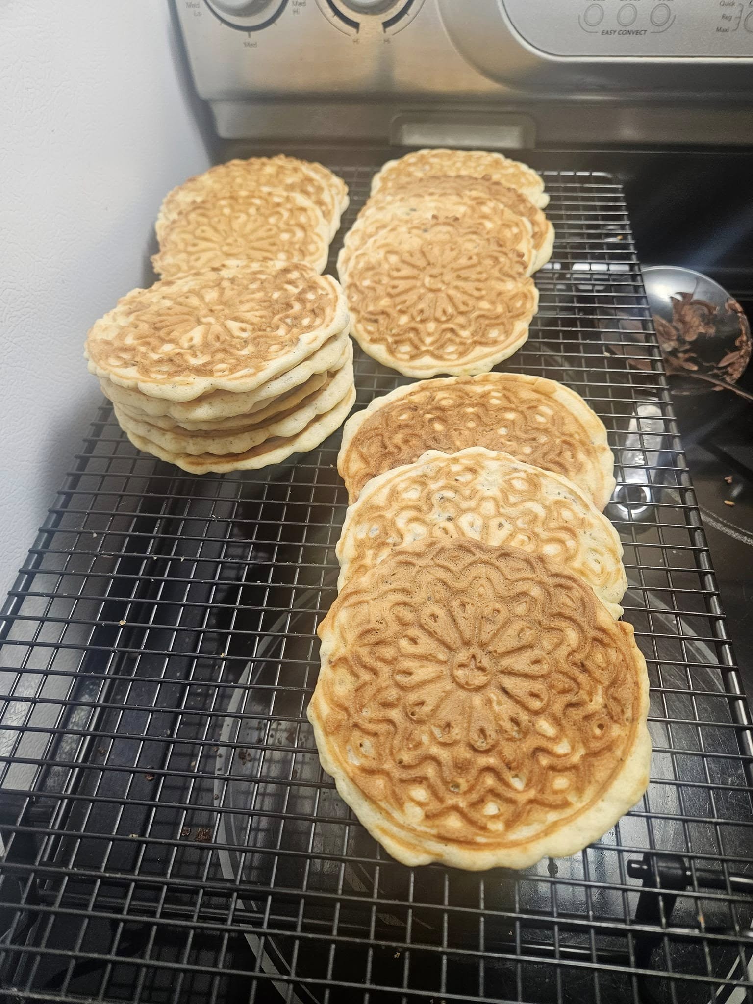 iN PHOTOS: Classic Christmas cookies add flavour to holidays in Kamloops, Okanagan | iNwine iN PHOTOS: Classic Christmas cookies add flavour to holidays in Kamloops, Okanagan | iNwine