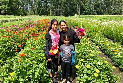 Farmer Friday: Rupi & Sunny Bhangu, K.L.O. Farm Market | iNwine