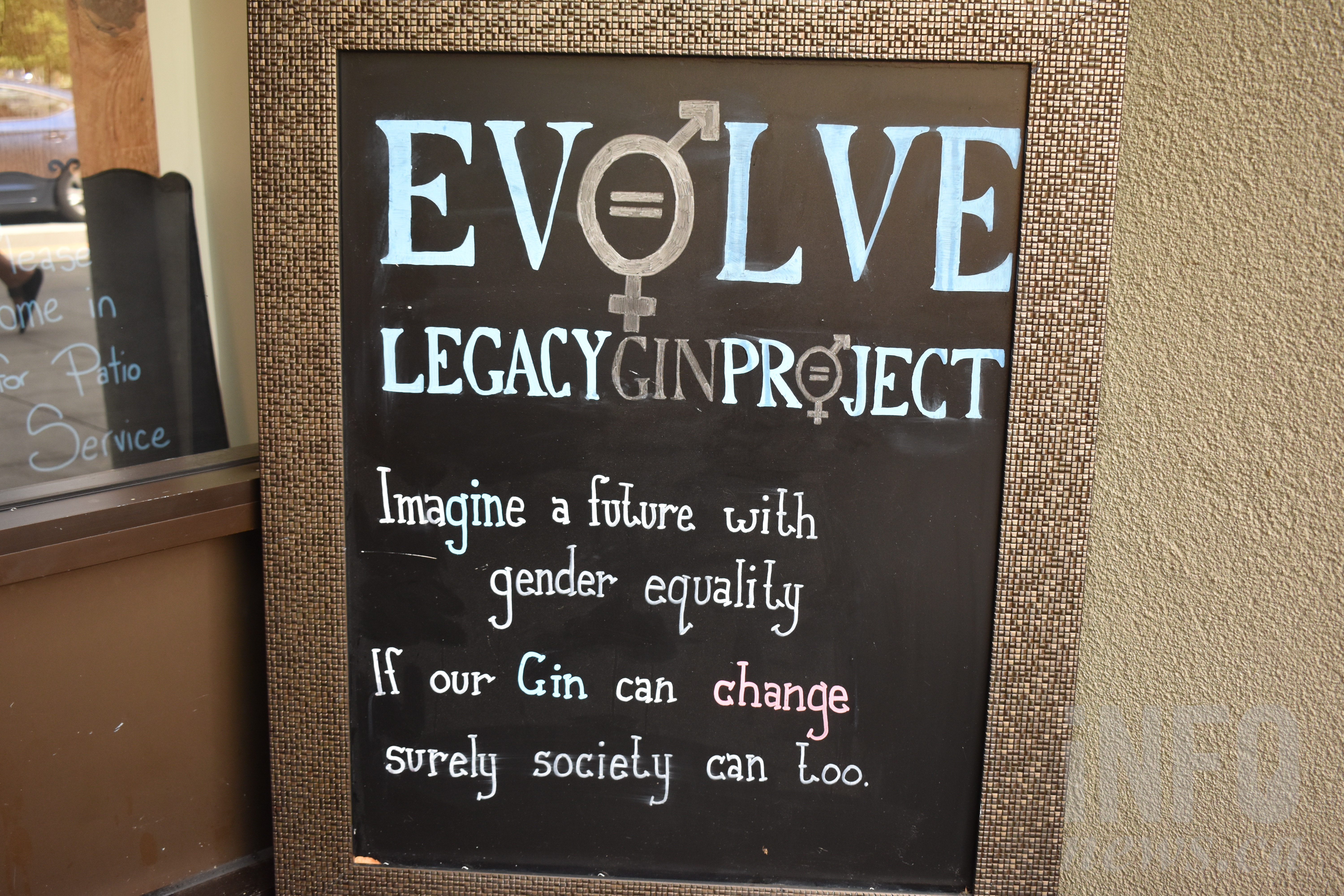 Why Okanagan Spirits went to great lengths to create new colour-changing gin | iNwine