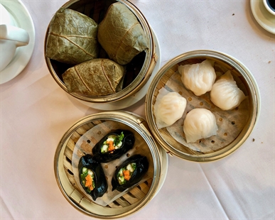 Fooding Around Vancouver: 10 places you must eat | iNwine