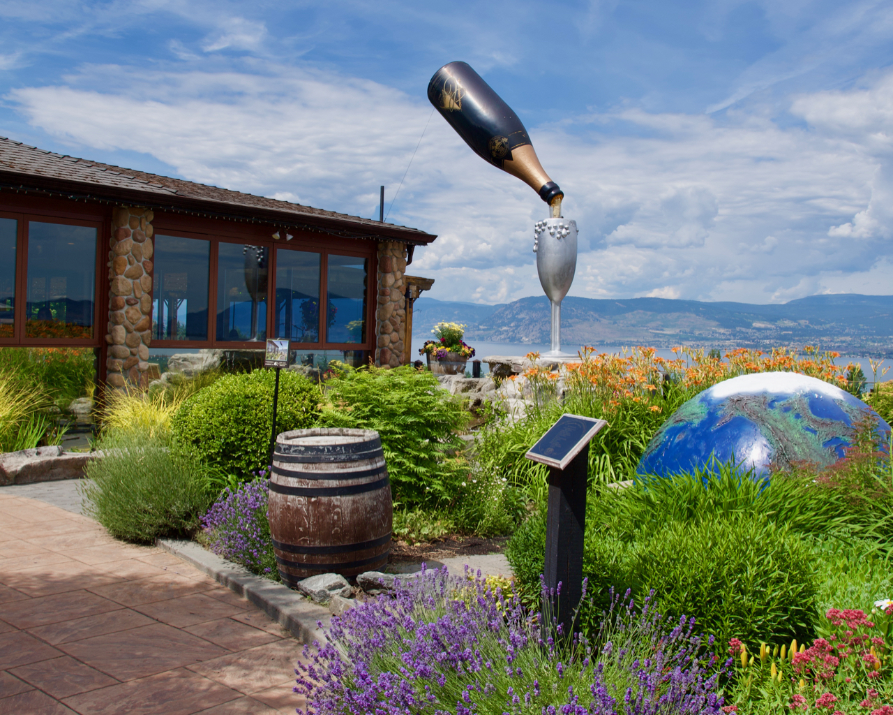 Summerhill Pyramid Winery’s winemaker sparkles | iNwine