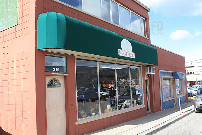 Follow the line: Penticton’s Il Vecchio still serving some of the best deals in town | iNwine