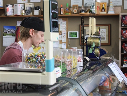 Follow the line: Penticton’s Il Vecchio still serving some of the best deals in town | iNwine