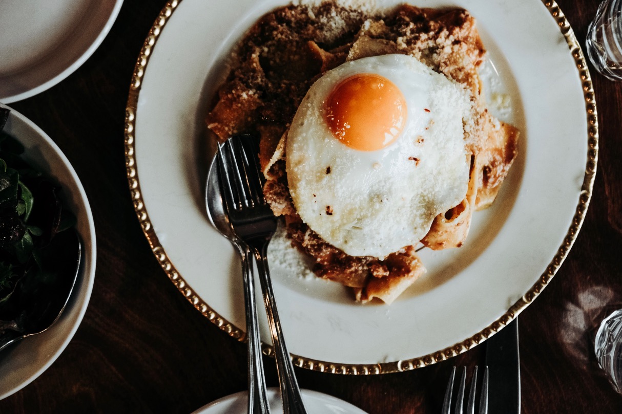 Breaking Bread: Vancouver restaurant industry creates a smart initiative to combat COVID-19 concerns | iNwine