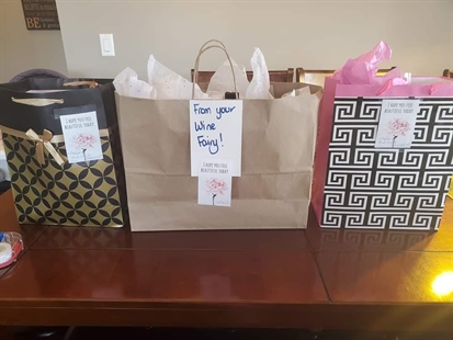 Okanagan Wine Fairies are spreading love one doorstep at a time | iNwine