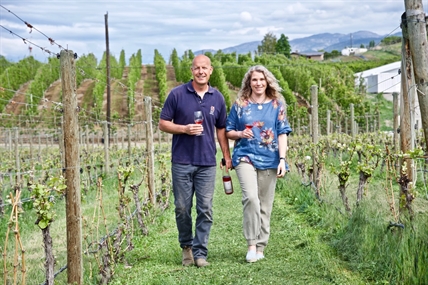 Mega award winners Tightrope Winery offer balance & amazing wines delivered to your door | iNwine