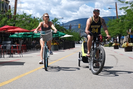 Kelowna considers May long weekend closure of Bernard Avenue downtown | iNwine