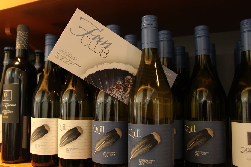 5 Christmas gifts to please the wine lover in your life | iNwine