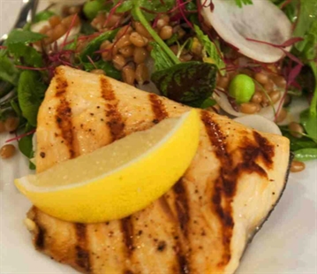 Forget turkey: Six smaller alternatives for a pandemic-restricted Christmas dinner | iNwine Forget turkey: Six smaller alternatives for a pandemic-restricted Christmas dinner | iNwine