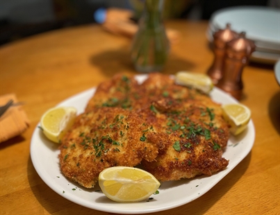 Weekend Recipe: Make it a schnitzel night | iNwine Weekend Recipe: Make it a schnitzel night | iNwine
