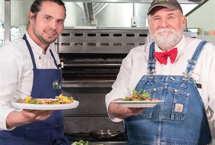 A farmer to chefs reveals his deep vegetable knowledge | iNwine A farmer to chefs reveals his deep vegetable knowledge | iNwine