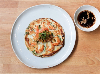 RECIPE: Korean spot prawn & green onion pancakes | iNwine