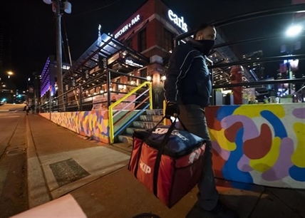 B.C. cap on restaurant food delivery fees to stay at 15% through next year | iNwine B.C. cap on restaurant food delivery fees to stay at 15% through next year | iNwine