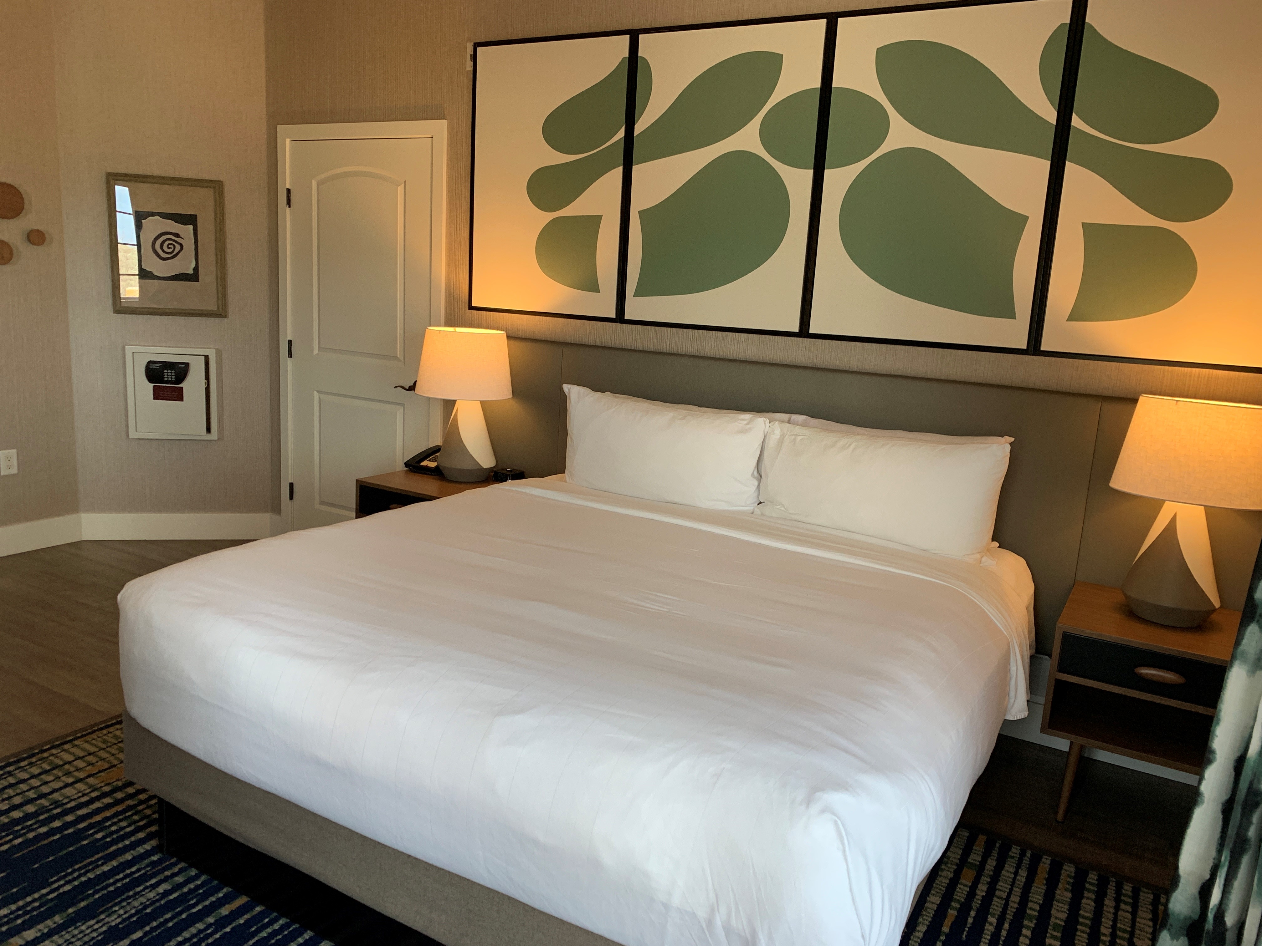 Enjoy the desert, golf course and delicious food this spring at Spirit Ridge Resort | iNwine