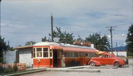 Penticton’s drive-in streetcar diner was like a scene from ‘Happy Days’ | iNwine Penticton’s drive-in streetcar diner was like a scene from ‘Happy Days’ | iNwine