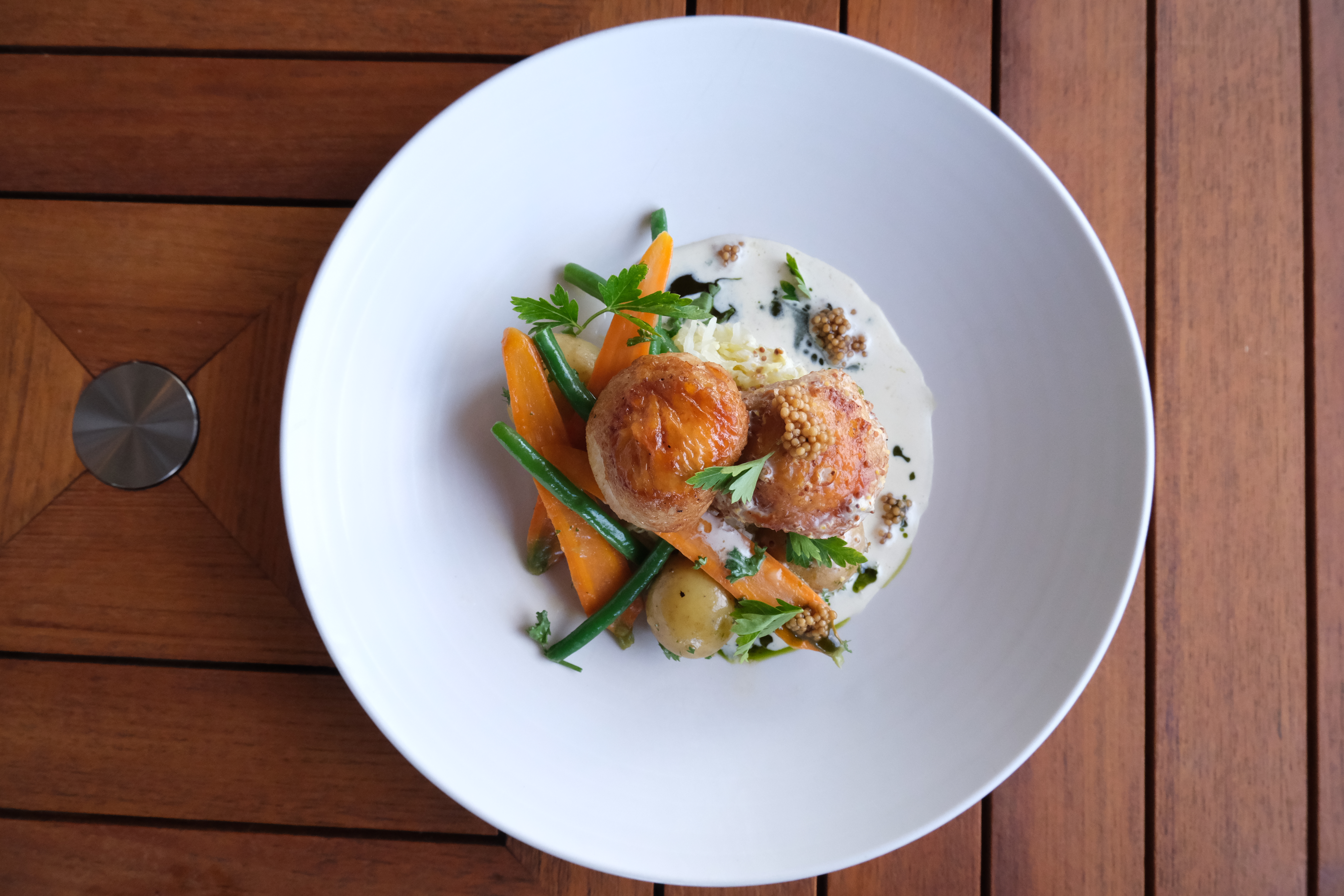 Get cozy this winter at Peak Cellars | iNwine