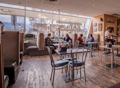 New owners take on popular downtown Vernon restaurant | iNwine New owners take on popular downtown Vernon restaurant | iNwine