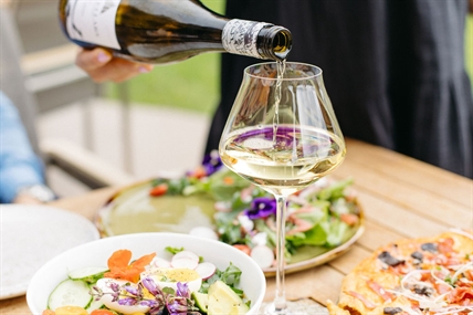 Peak Cellars – Escape to Lake Country | iNwine