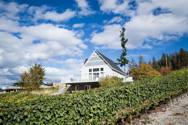 Peak Cellars – Escape to Lake Country | iNwine