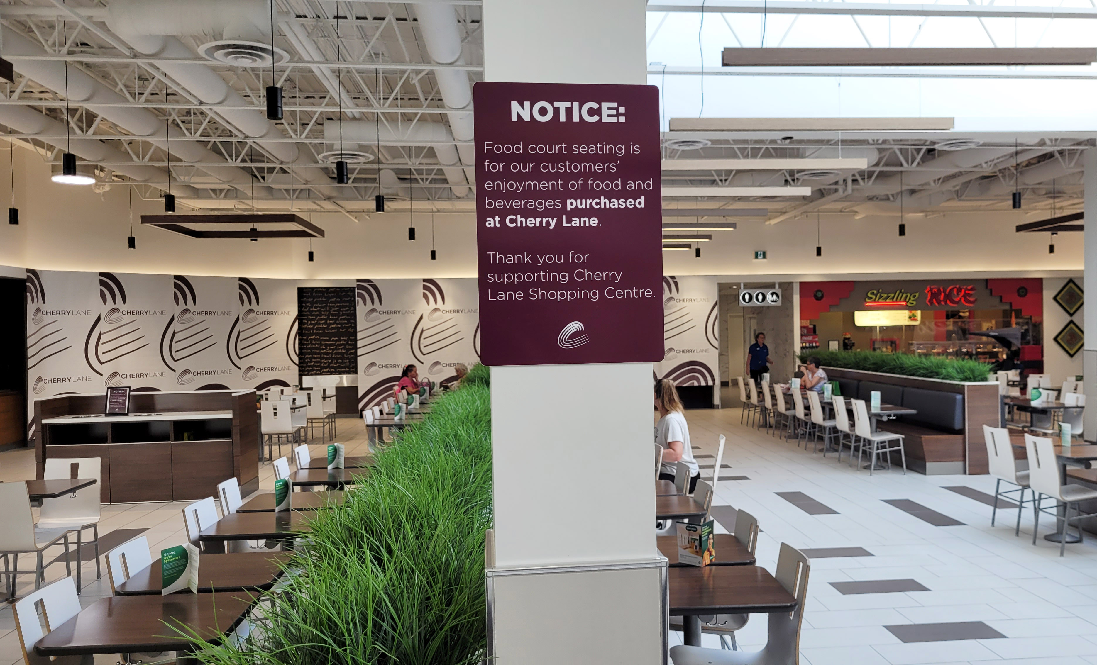 iN PHOTOS: Food court at Penticton mall down to one restaurant | iNwine