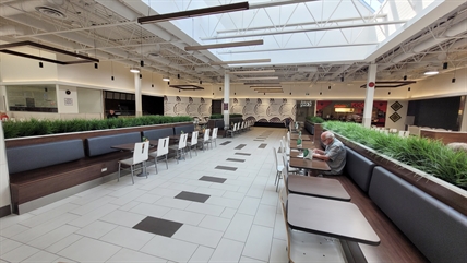 iN PHOTOS: Food court at Penticton mall down to one restaurant | iNwine