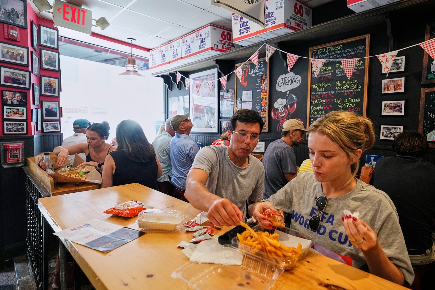 From poutine to barbecue, local cuisines give World Cup fans another reason to cheer | iNwine