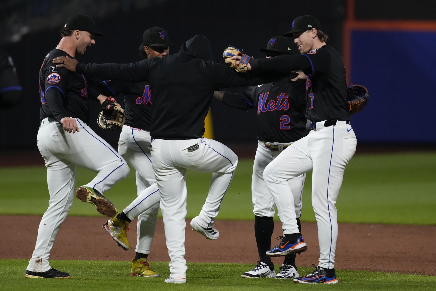 Baty hits tiebreaking homer in 7th inning to send Mets past punchless Pirates 2-1 | iNFOnews.ca Baty hits tiebreaking homer in 7th inning to send Mets past punchless Pirates 2-1 | iNFOnews.ca