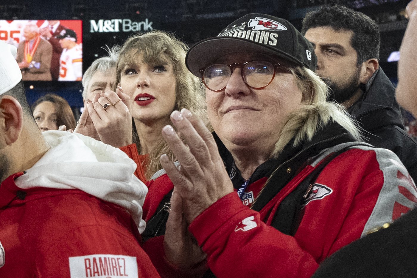 Donna Kelce is making her film debut in 2 Hallmark movies - football-themed, of course | iNFOnews.ca Donna Kelce is making her film debut in 2 Hallmark movies - football-themed, of course | iNFOnews.ca