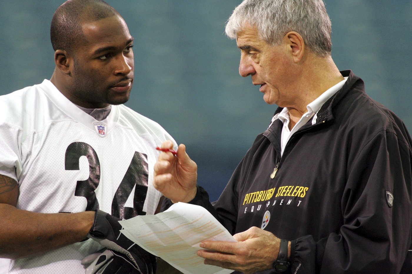 Pro Football Hall of Fame honors 3 longtime assistants with Awards of Excellence | iNFOnews.ca Pro Football Hall of Fame honors 3 longtime assistants with Awards of Excellence | iNFOnews.ca