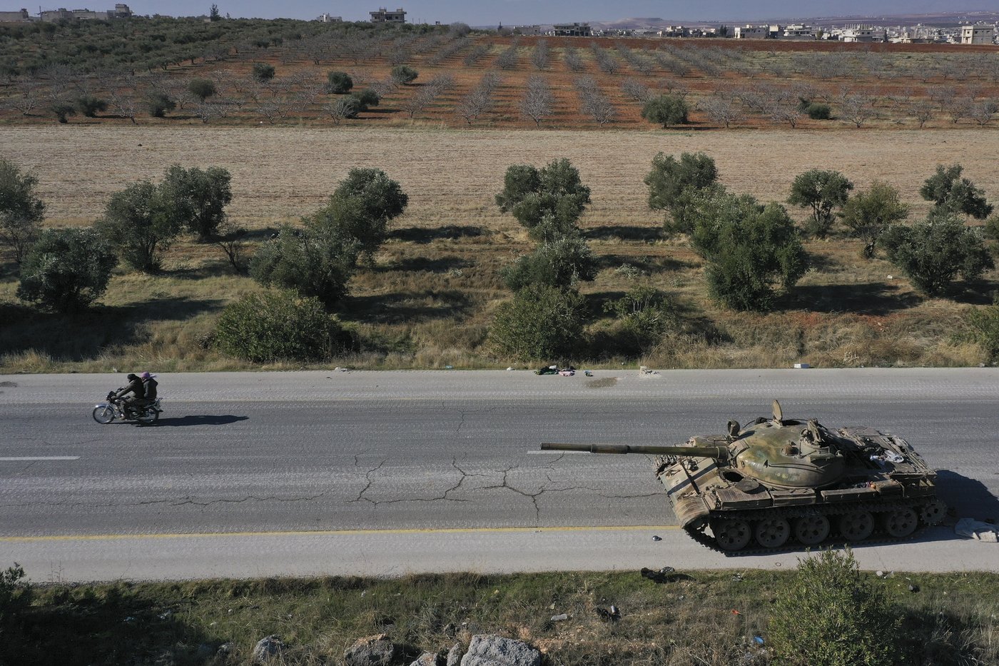 Syria launches counterattacks in an attempt to halt insurgency, as Iran's top diplomat meets Assad | iNFOnews.ca Syria launches counterattacks in an attempt to halt insurgency, as Iran's top diplomat meets Assad | iNFOnews.ca