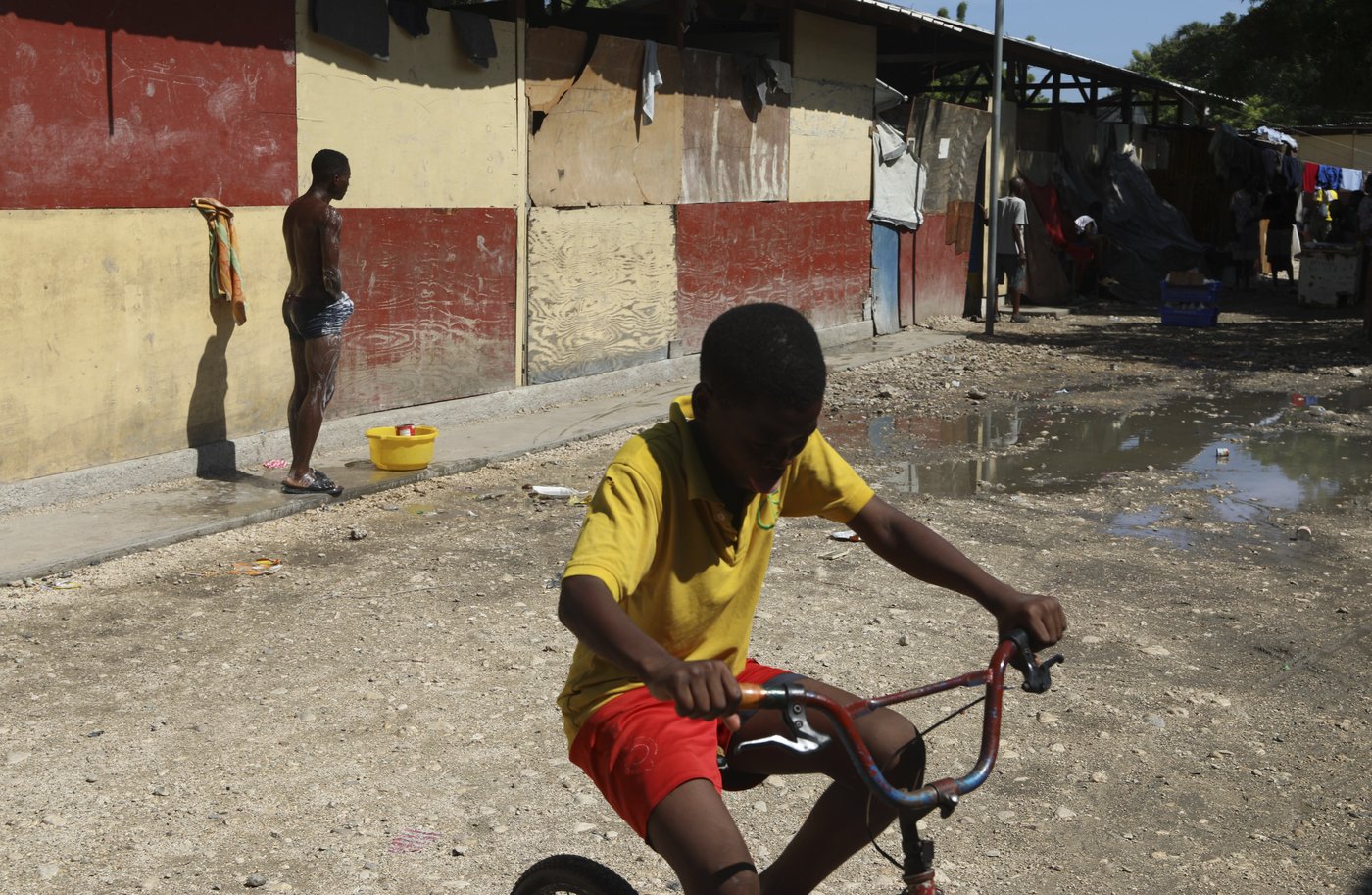 Haiti's insecurity is worsening as gangs seize more territory, UN rights expert says | iNFOnews.ca
